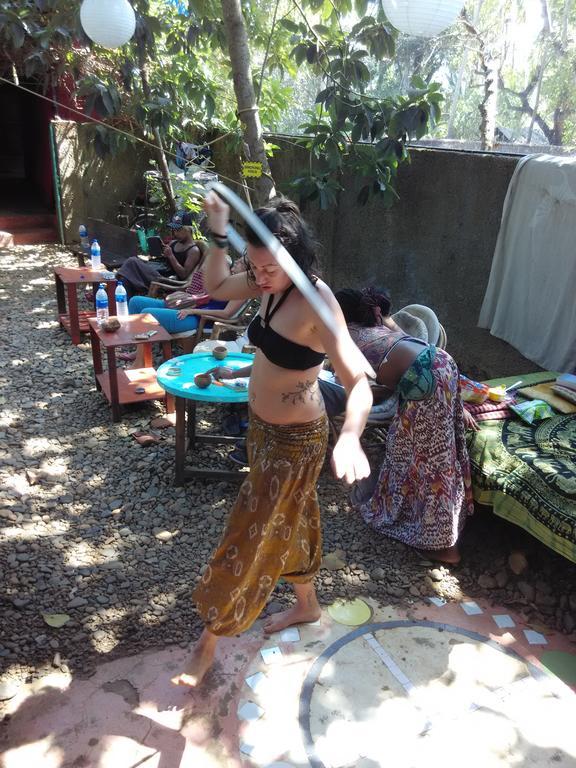 Bricks And Bamboo Hostel أنجونا المظهر الخارجي الصورة