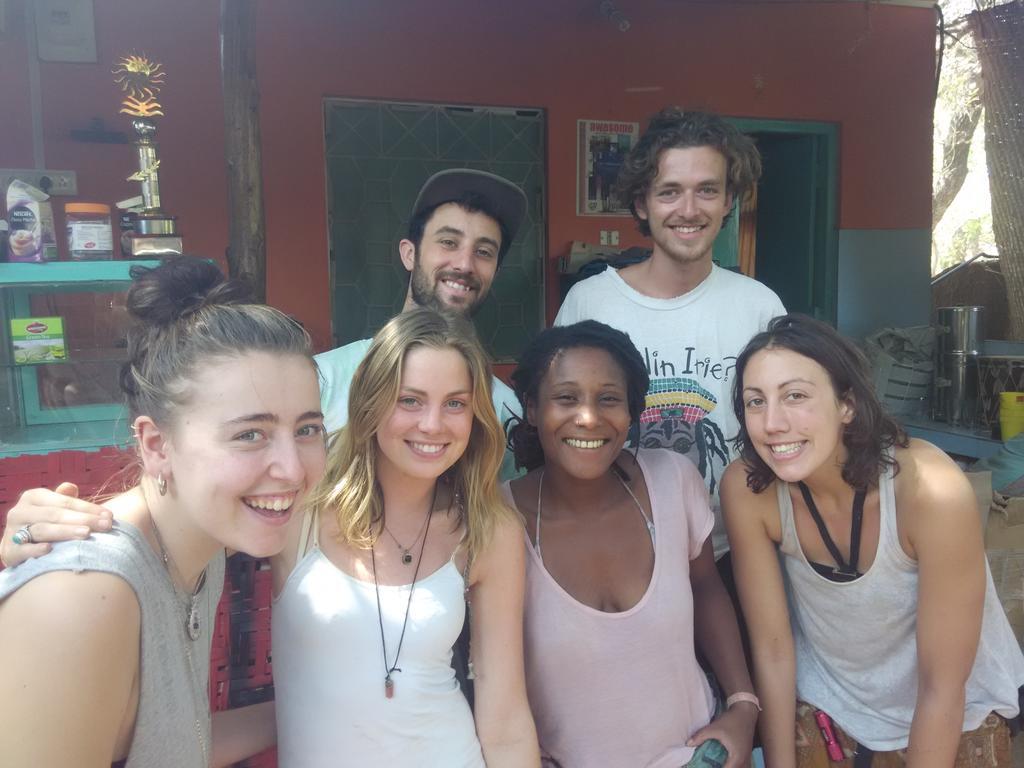 Bricks And Bamboo Hostel أنجونا المظهر الخارجي الصورة