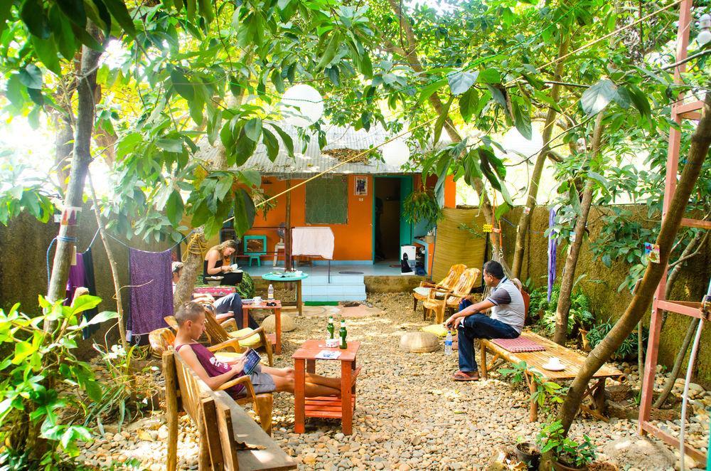 Bricks And Bamboo Hostel أنجونا المظهر الخارجي الصورة