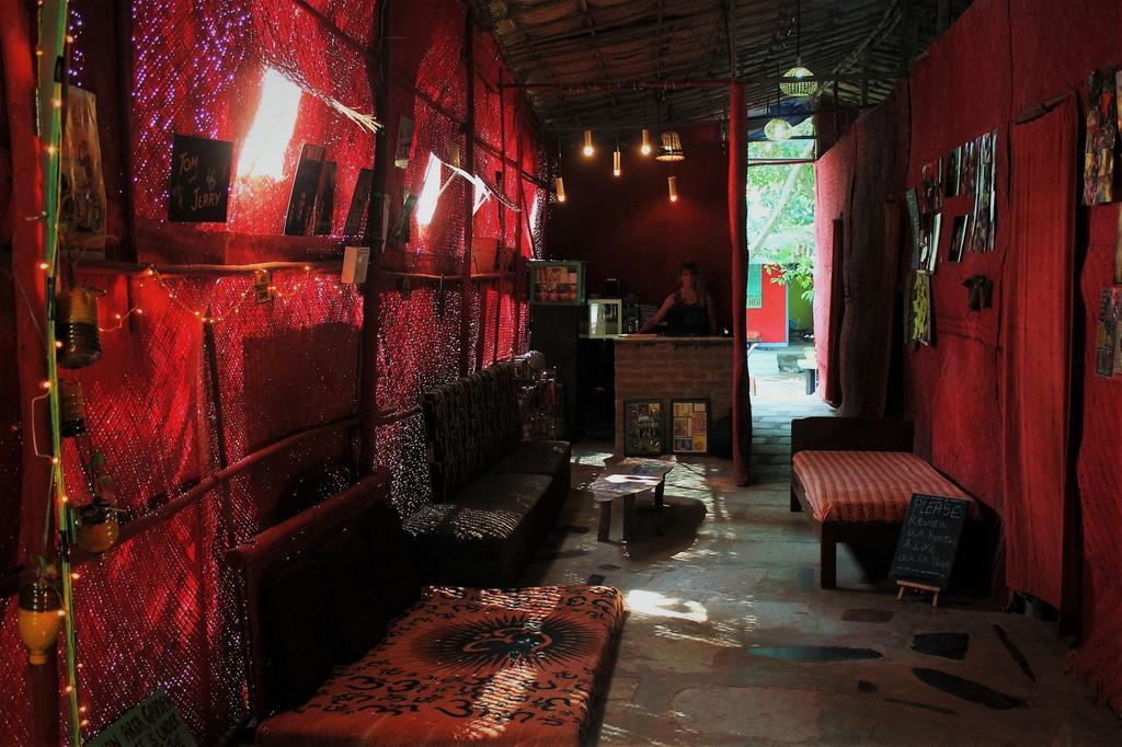 Bricks And Bamboo Hostel أنجونا المظهر الخارجي الصورة