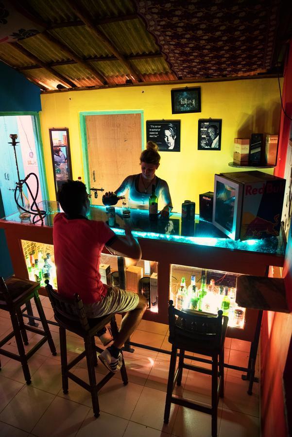 Bricks And Bamboo Hostel أنجونا المظهر الخارجي الصورة