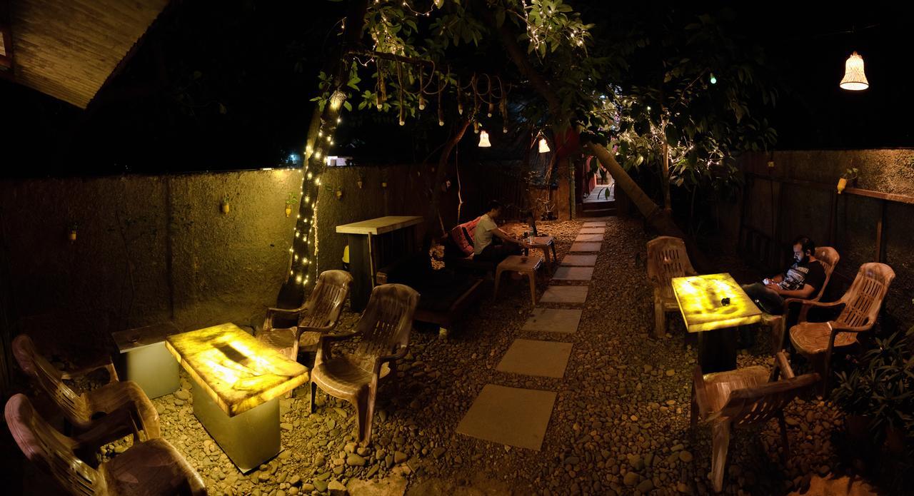 Bricks And Bamboo Hostel أنجونا المظهر الخارجي الصورة