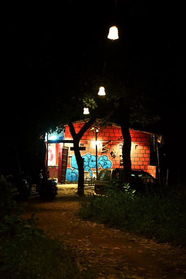 Bricks And Bamboo Hostel أنجونا المظهر الخارجي الصورة