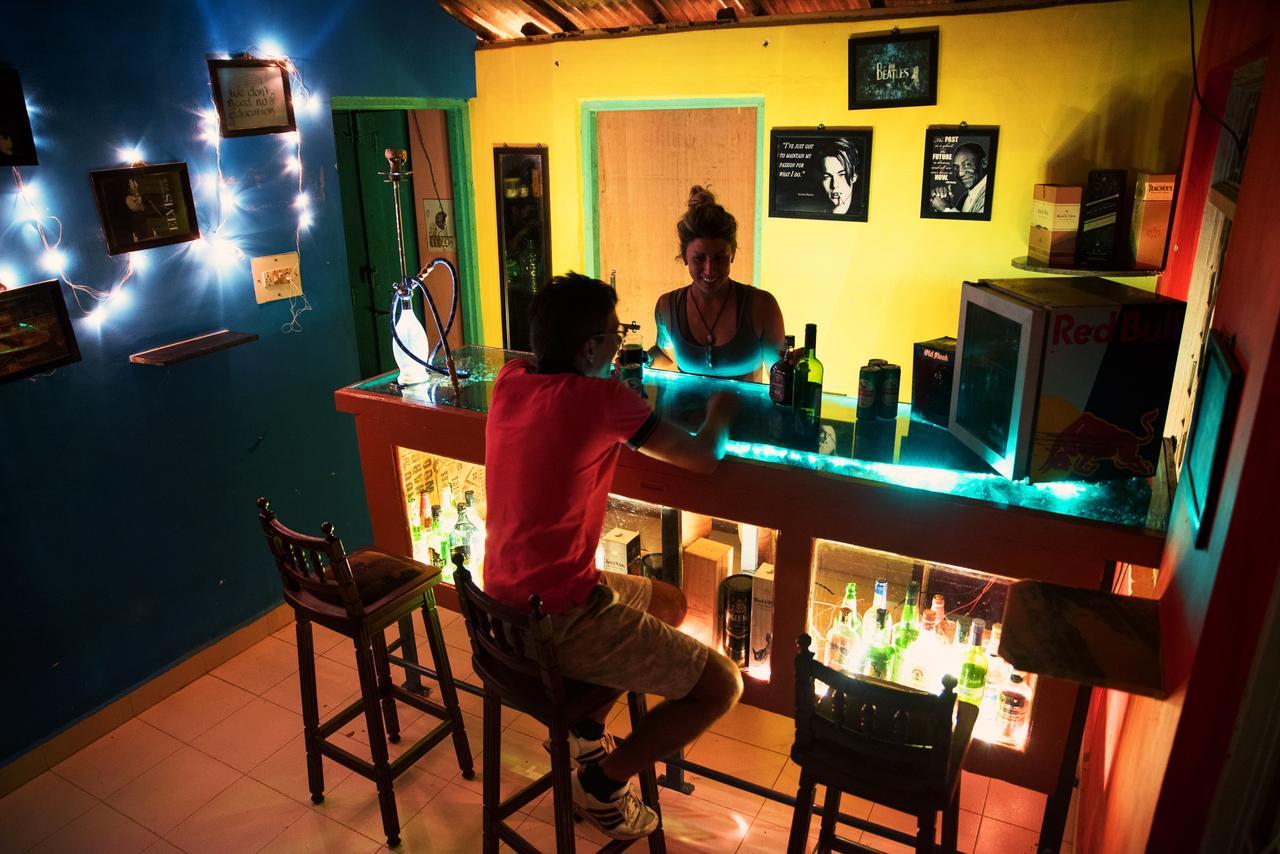Bricks And Bamboo Hostel أنجونا المظهر الخارجي الصورة